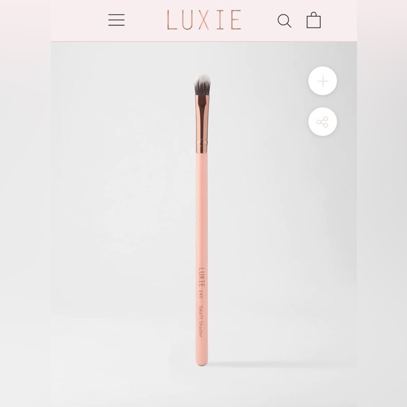 BNIB Luxie small shader brush #245 in rose gold - Picture 3 of 4